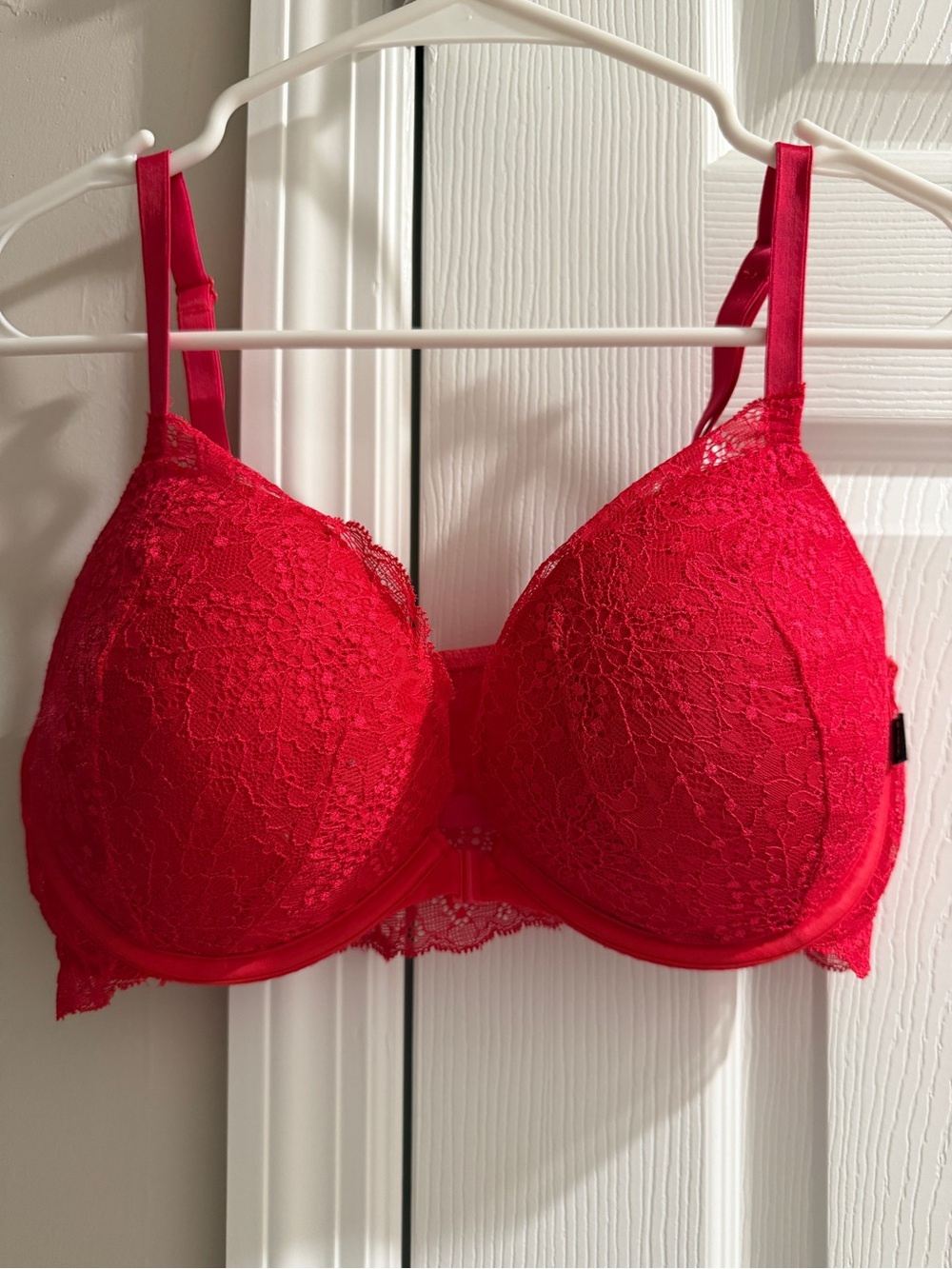VS PINK lace push up bra with front closure
